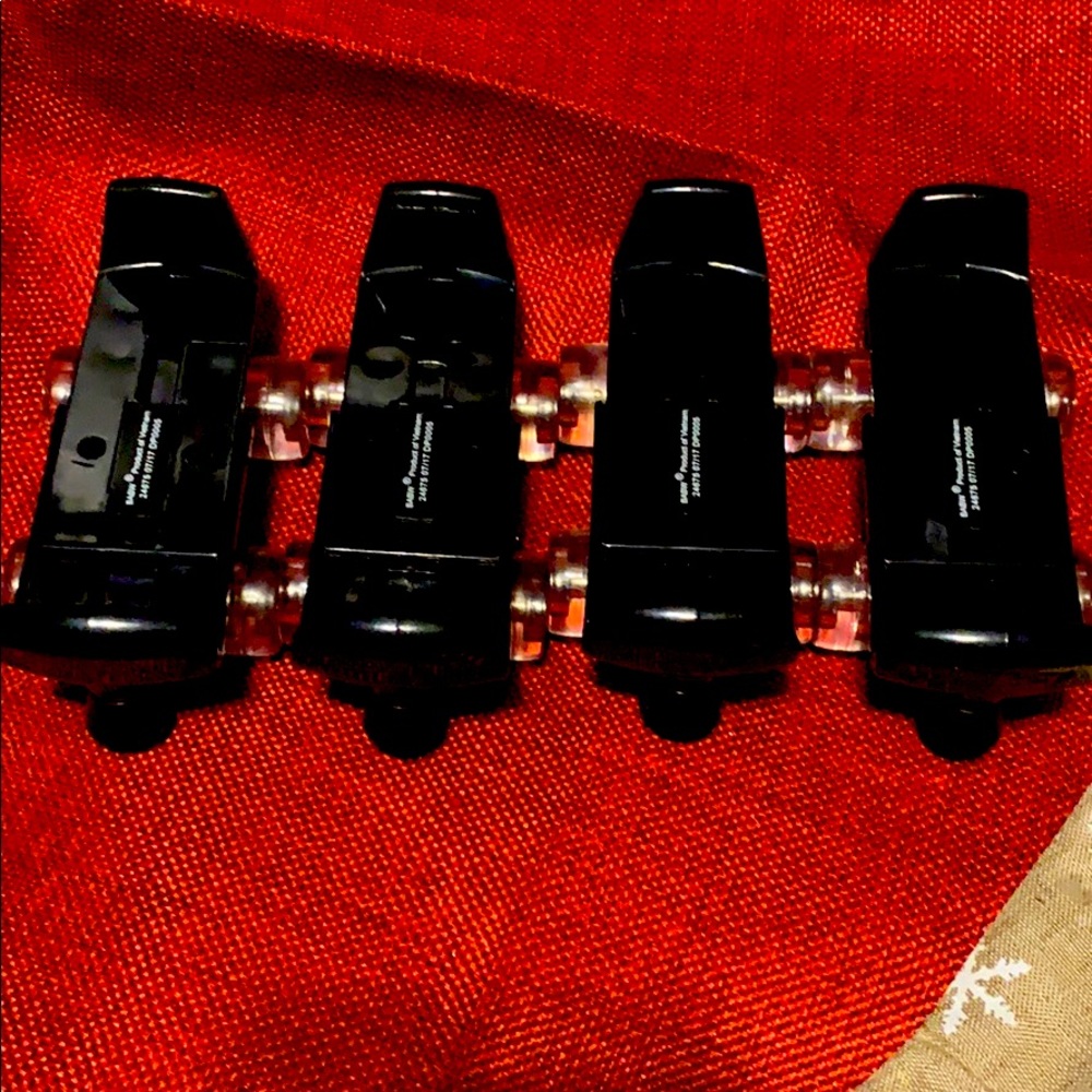 BuildaBear skates